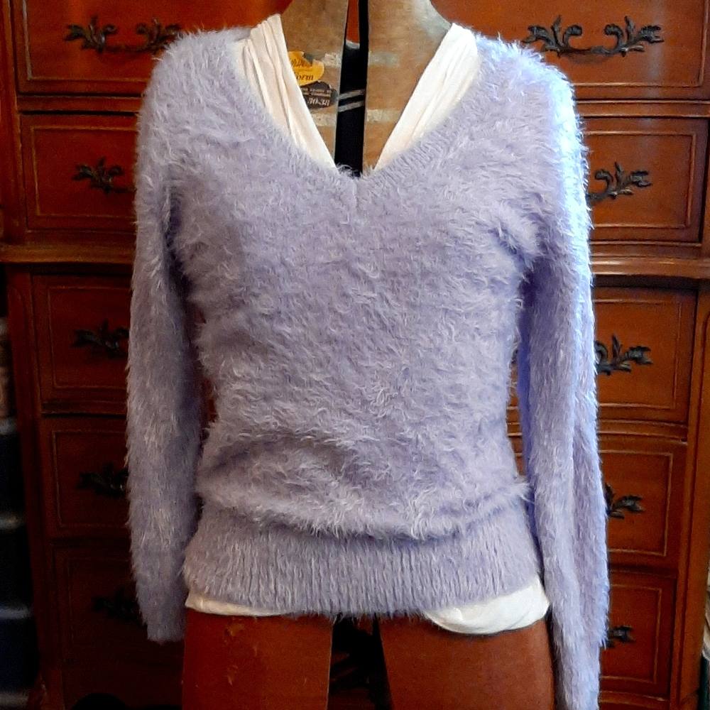 Shu shu mohair-esque lilac sweater